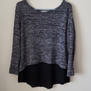 Grey/black fly away back top